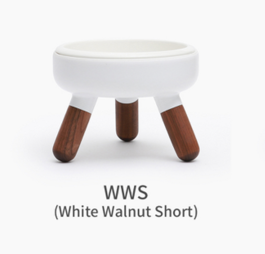 Inherent white and brown low-footed bowl