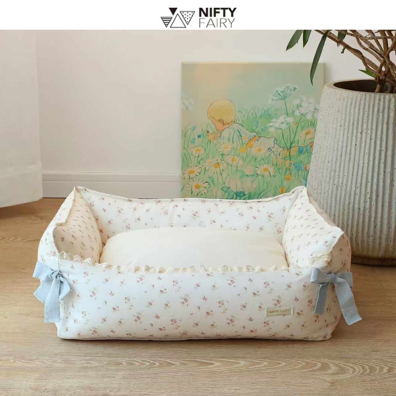 Nifty Fairy Blue Pet Bed With Bows