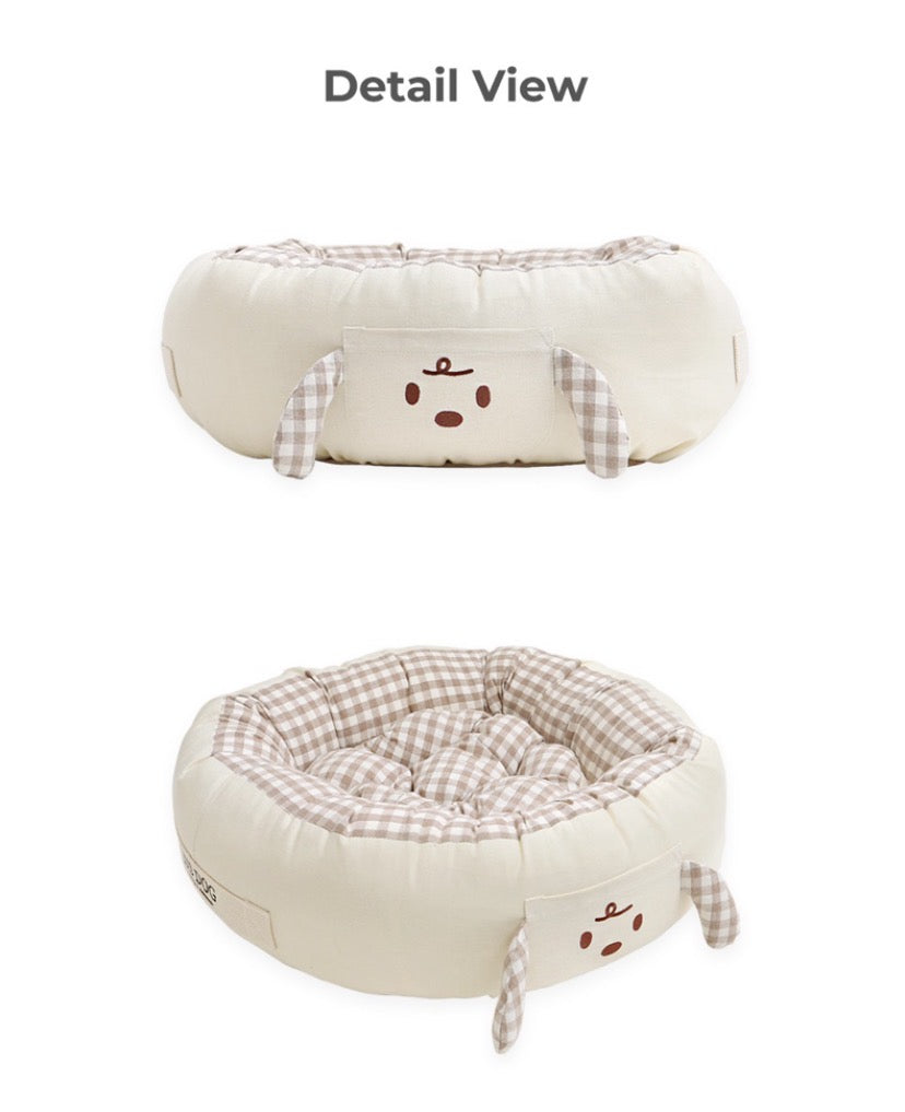 its dog plaided  round pet bed