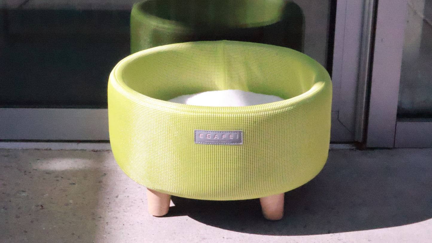 EGAFEI UFO-style pet bed